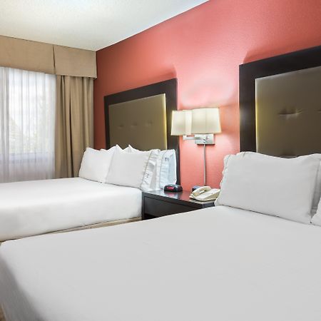 Holiday Inn Express Hotel & Suites Kendall East-Miami By Ihg Exteriör bild